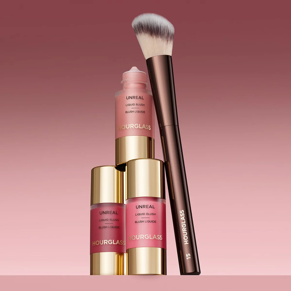 Hourglass No. 15 Blush Brush — фото 4