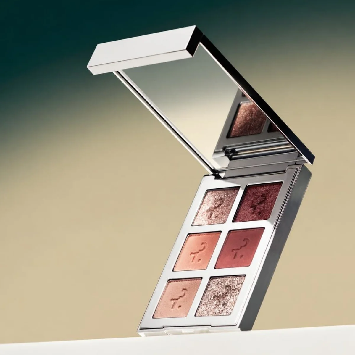 Patrick Ta Major Dimension Dream Date Essential Artistry Edit Eyeshadow Palette — фото 7