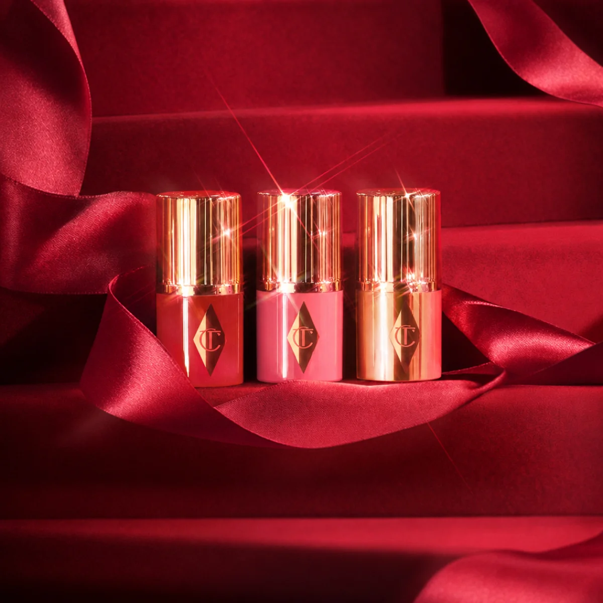 Charlotte Tilbury Mini Unreal Blush + Glow Trio — фото 5