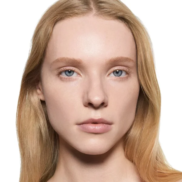 Victoria Beckham The Foundation Drops with TFC8